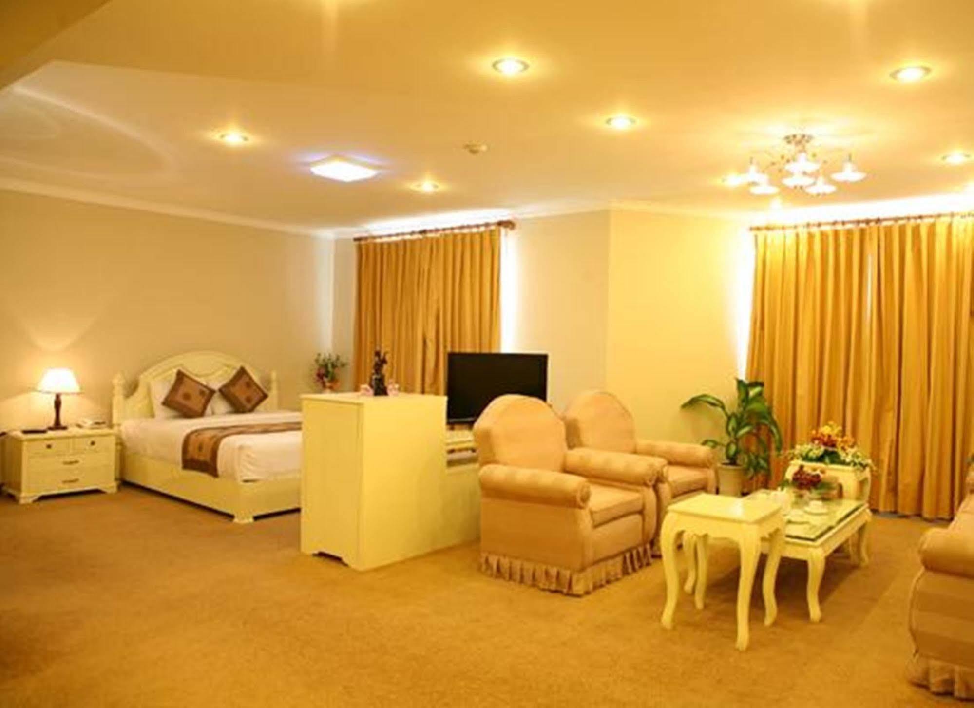 Guest House 165 Хошимин Екстериор снимка