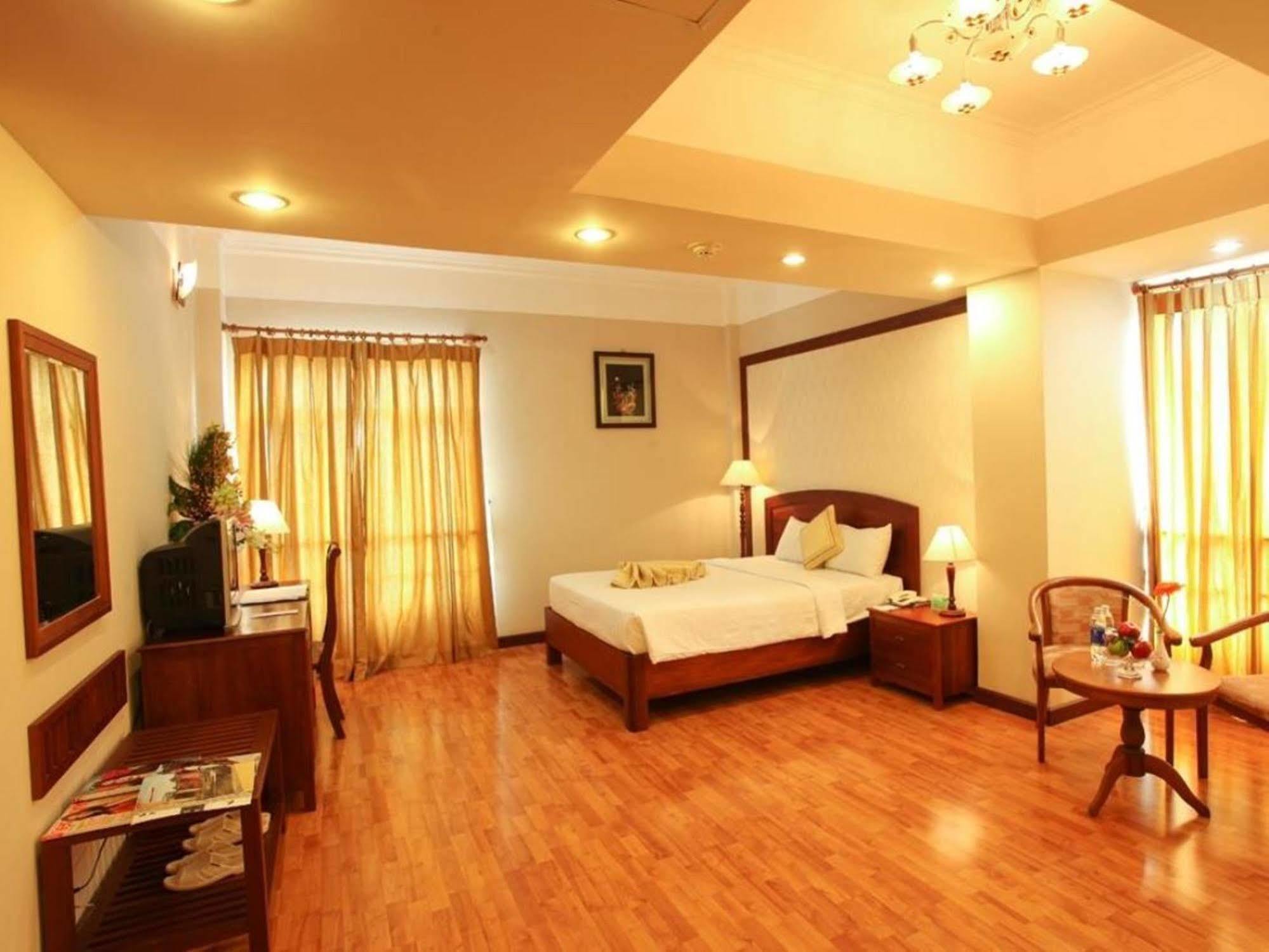 Guest House 165 Хошимин Екстериор снимка