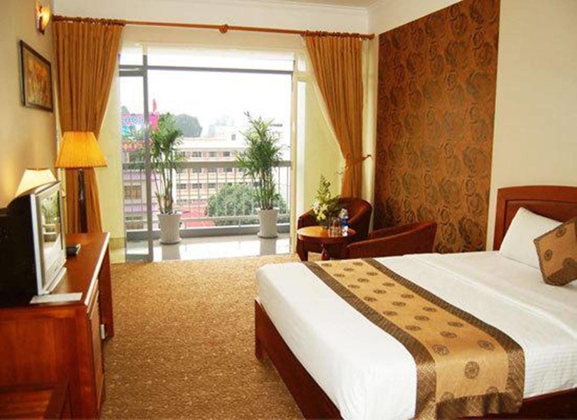 Guest House 165 Хошимин Екстериор снимка