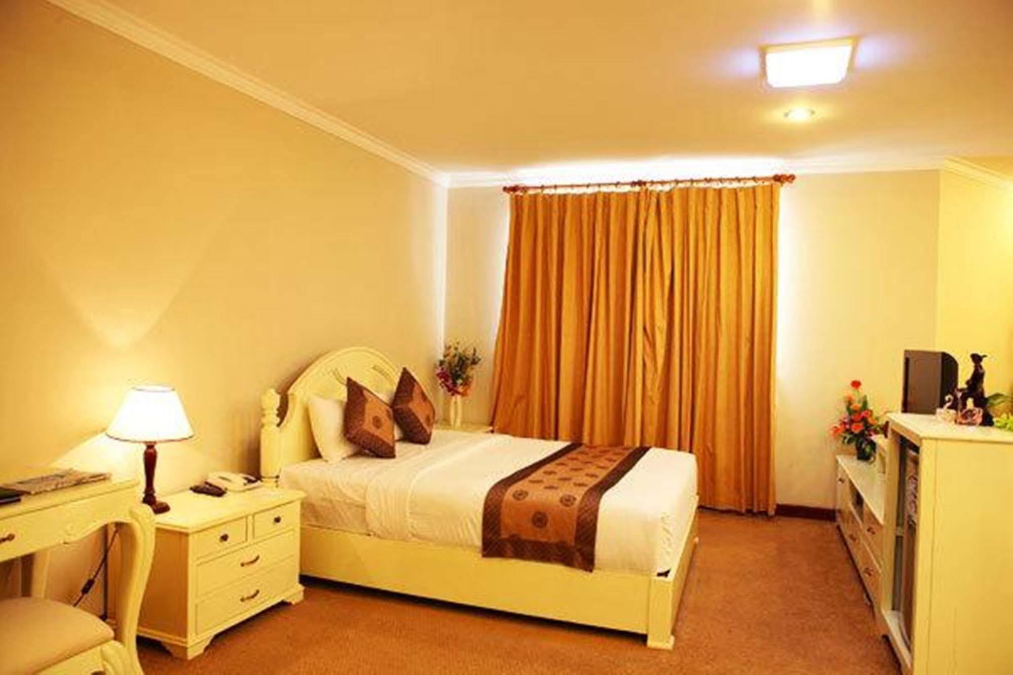 Guest House 165 Хошимин Екстериор снимка