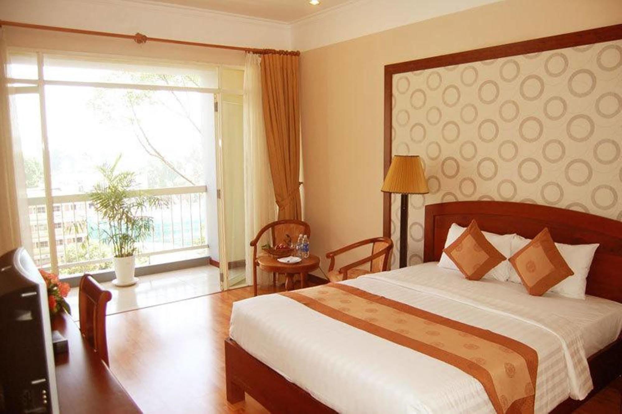 Guest House 165 Хошимин Екстериор снимка